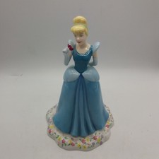 Royal Doulton Disney Princess Bone China Cinderella Figurine (h16)