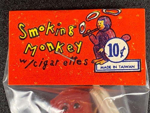 1960's Smoking Monkey Novelty - Vintage Dime Store Unused Stock (NOS) Red - Picture 3 of 9