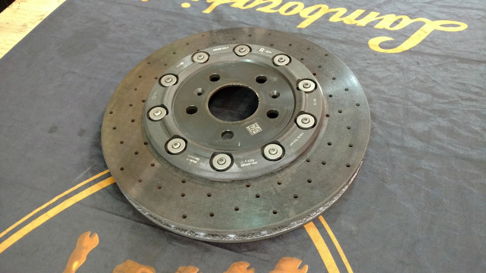 LAMBORGHINI HURACAN GALLARDO LP560 R8 REAR RIGHT CARBON CERAMIC BRAKE DISC OEM  