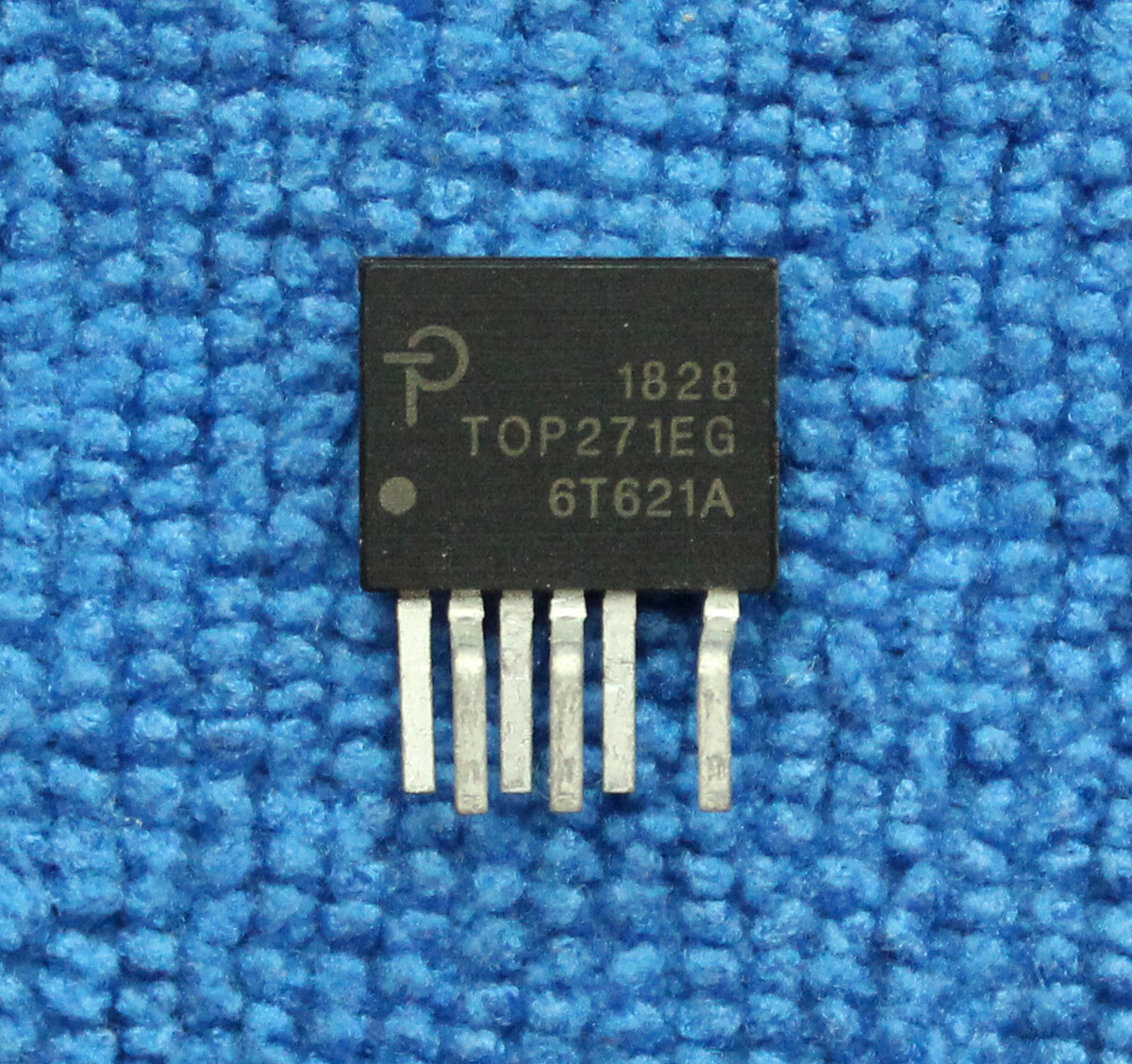 10pcs TOP271EG TOP271 ESIP7