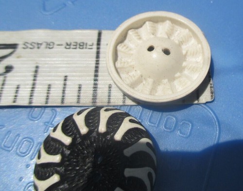 Polierte Zelluloid Knöpfe schwarz weiß creme Pinwheel Vintage Art Deco - Bild 6 von 9