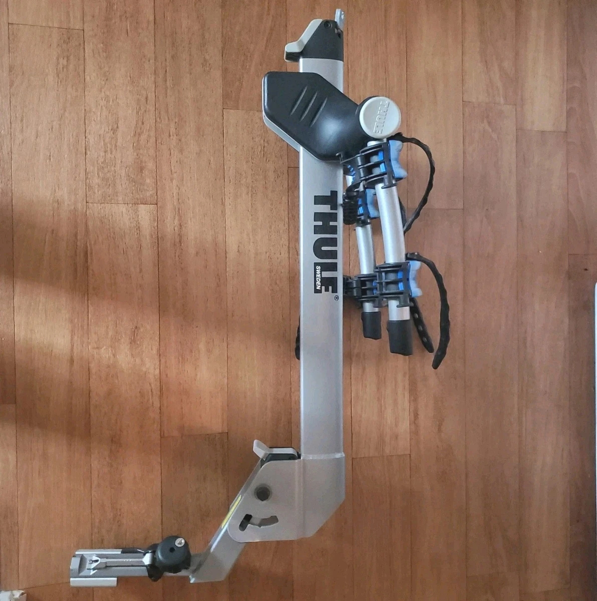 Thule 821 Low Rider Support de Fourche pour vélo
