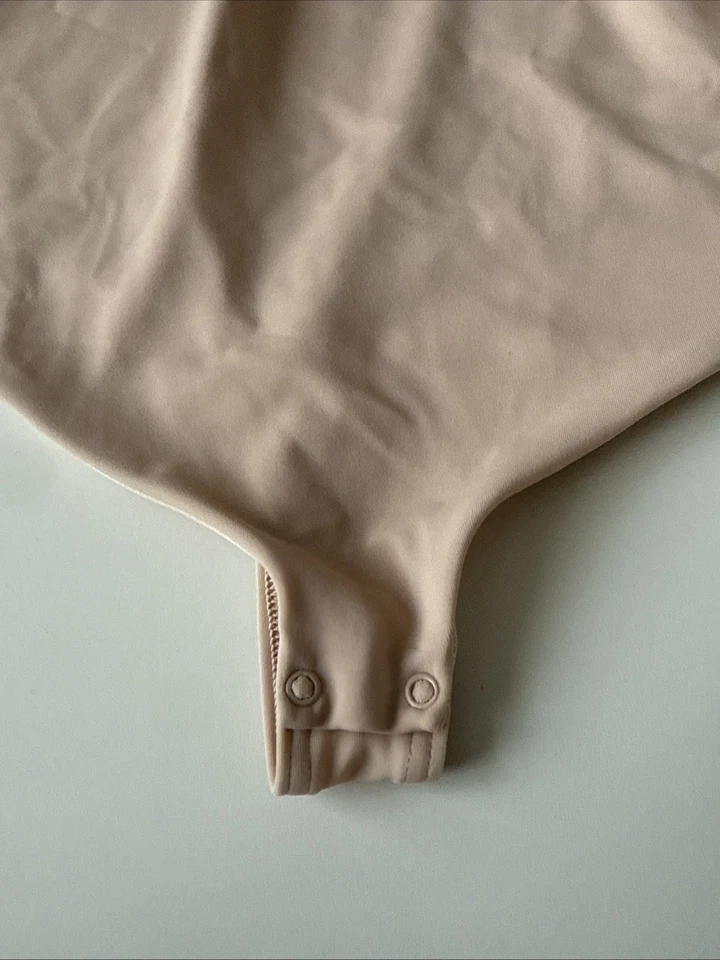 New WOLFORD Powder  Mat De Luxe Form String Bodysuit Size L C-Cup - Image 3 of 4