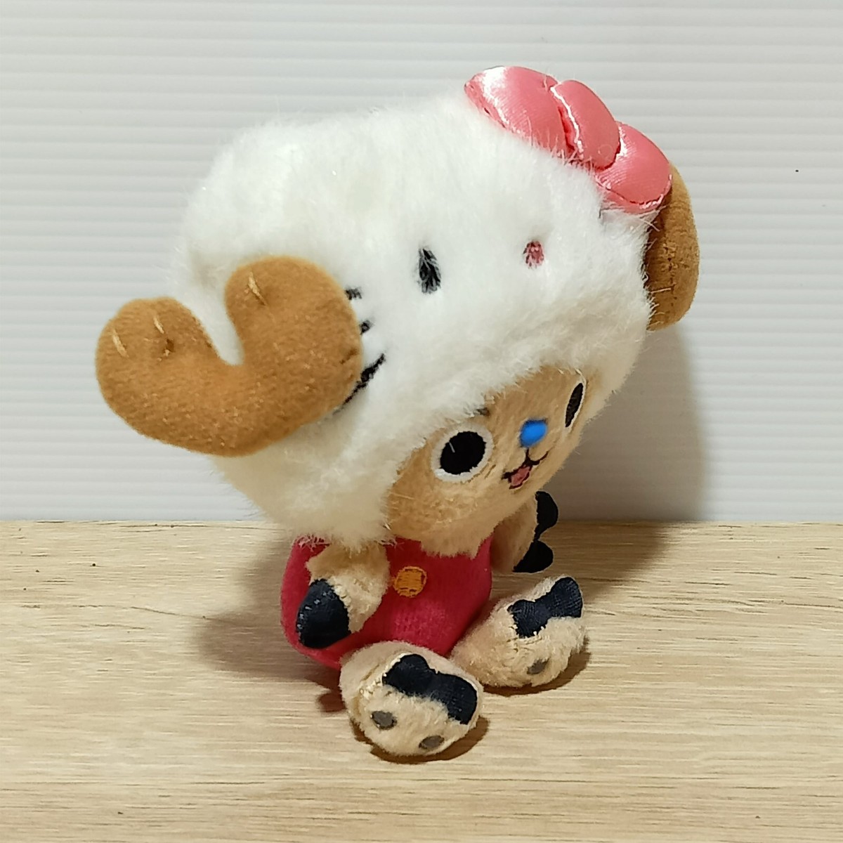 One Piece Chopper x Hello Kitty Sanrio Fluffy Plush Mascot