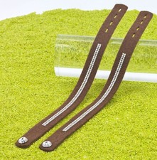 Le Novita 2er Set Stiefelschmuck Stiefelband Filz mit Strass in braun 34 cm