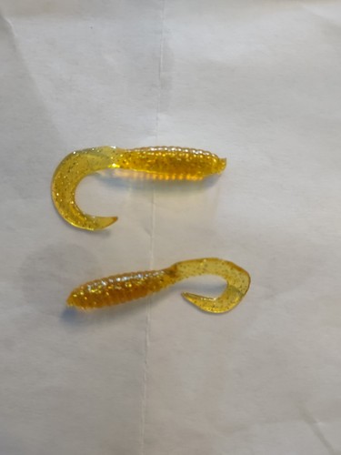 100ct 1.5" Gold With Glitter Curly Tail Grub bait Plastic Soft crappie