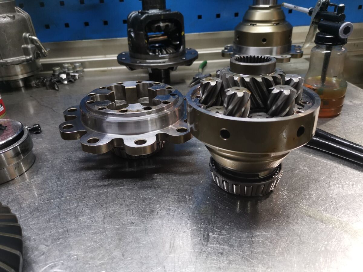 fits frs gr86 zn6 fa20 brz LSD rear differential 4.10 3.70 fits frs gr86 zn6 fa20 brz LSD rear differential 4.10 3.70