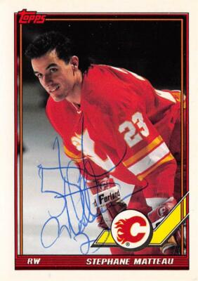Stephane Matteau autographed Hockey Card (Flames) 1991 Topps #383 ballpoint