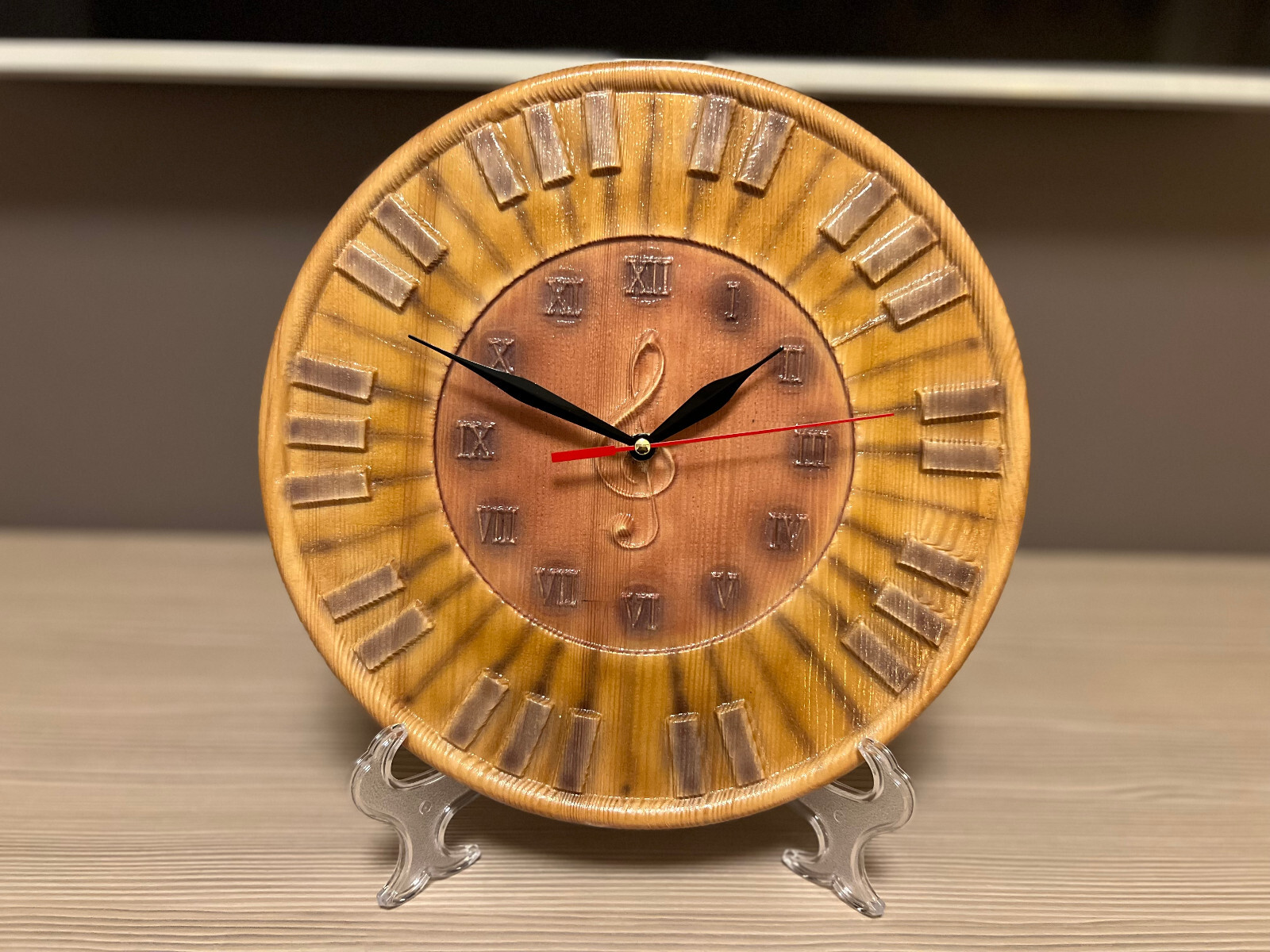 Designer Unique Hand Made Wooden Table Clock Piano Picture On Stand Vintage Gift