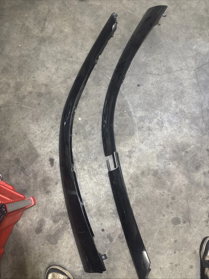 OEM 2003-2008 Nissan 350Z Passengers Side A-pillar Finisher Coupe - Image 2 of 4