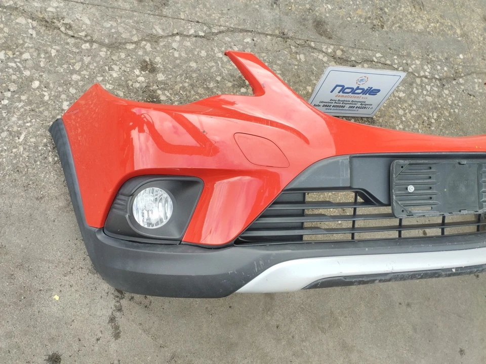 PARAURTI ANTERIORE OPEL KARL 1.0 BENZ 2015/2019 ROSSO CON FARETTI 00321450 - Immagine 2 di 4