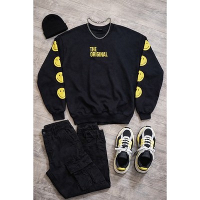 Smiley Face Graphic Crewneck Sweatshirt   Black & Yellow Streetwear Y2K Rave
