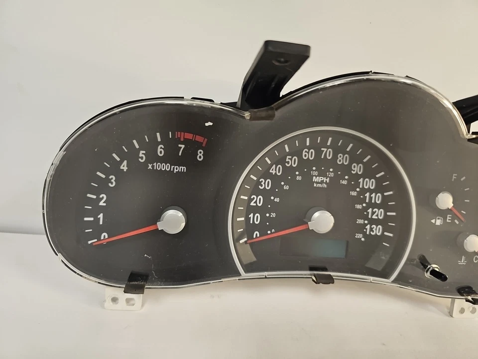 2011 2012 Kia Sedona Speedometer Instrument Gauge Cluster110K 940114D080 OEM BB5 - Image 2 of 4