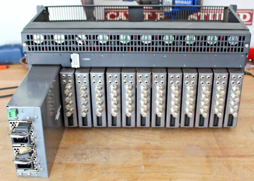 Pelco RK5200 fully loaded with 1 Power Supply & qty 12 NET5404T video encoders - Picture 4 of 6