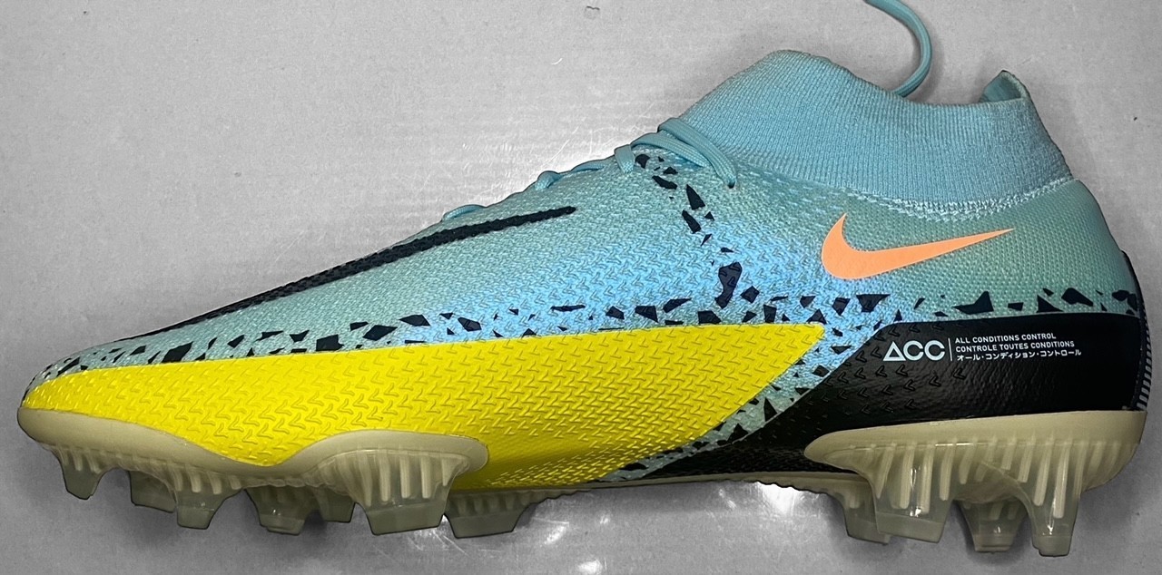 Chaussures Nike Phantom GT2 Elite DF FG d'élite en Flyknit taille 45.5 - 4