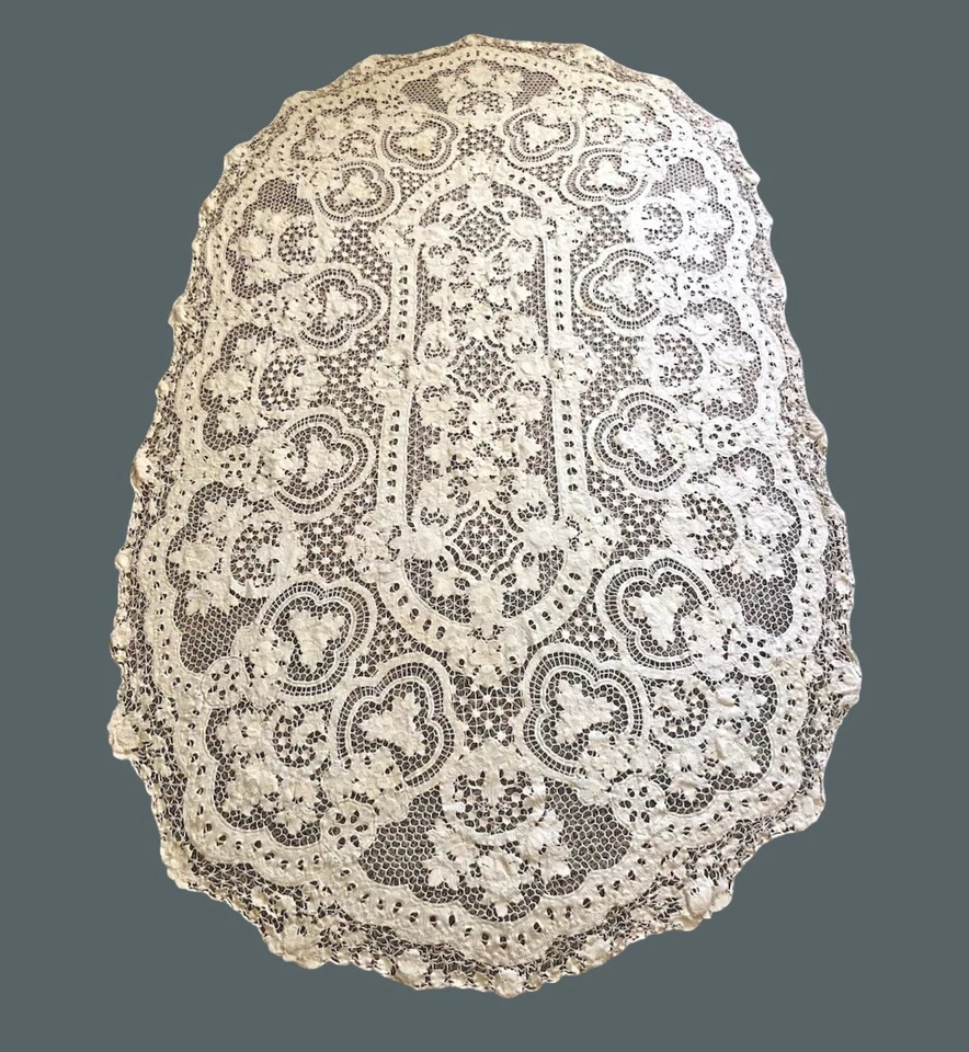 Mantel banquete vintage crudo ovalado punto de venisa aguja encaje 56x88 Foto 2 de 4