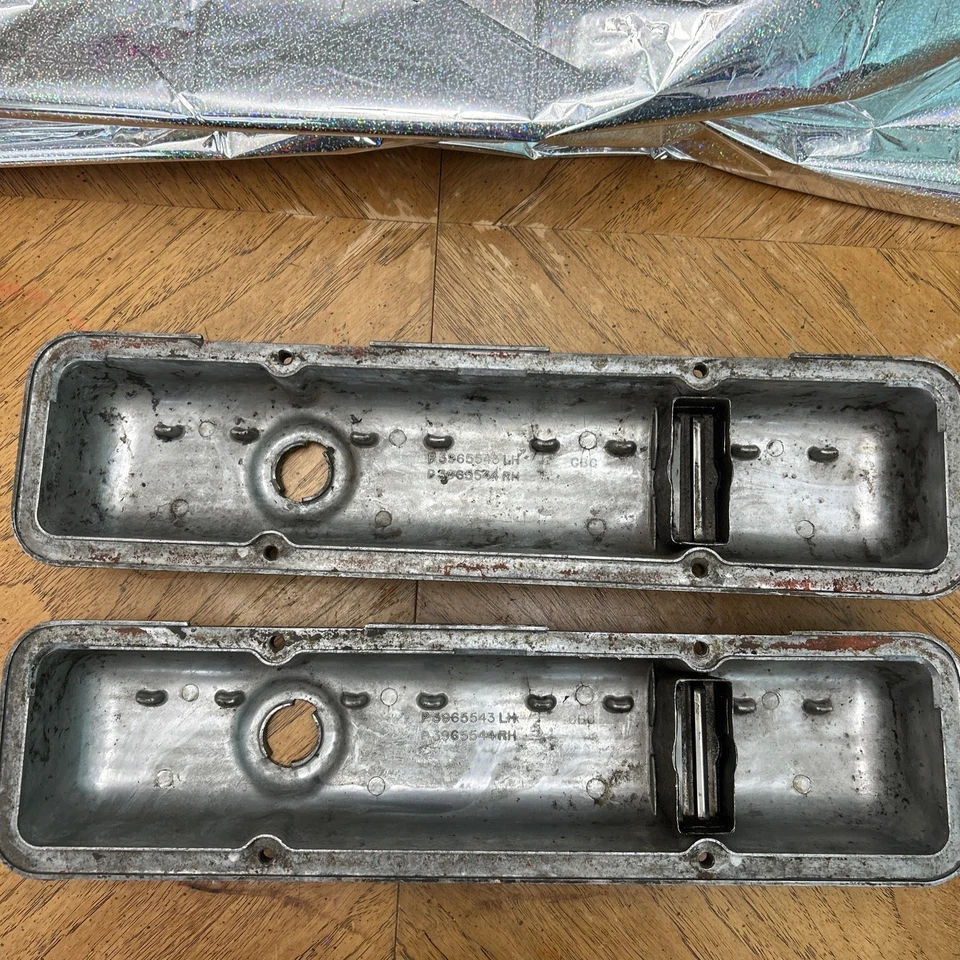 CORVETTE CAMARO 1970-1974 LT1 L82 Z28 ALUMINUM VALVE COVERS # 3965544 #3965543 - Image 4 of 4