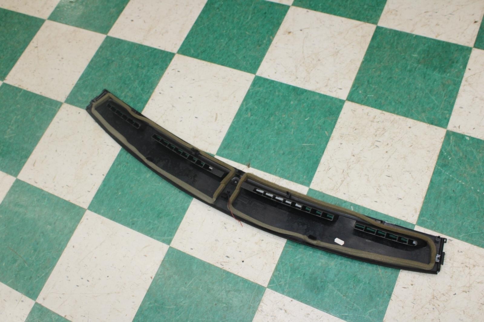 14-20 Ghibli Black Defrost Front End Vent Trim Panel Unit Factory OEM OE WTY WTY
