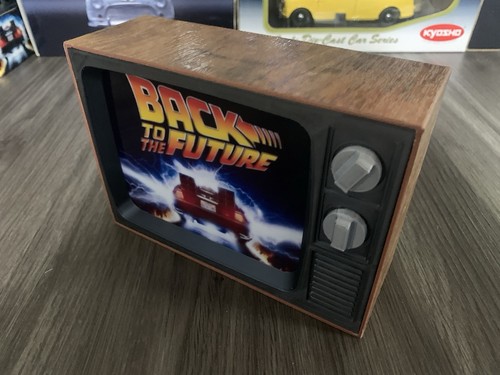 Back to the Future Model Retro TV With Illuminated Screen - Gift - Home Decor