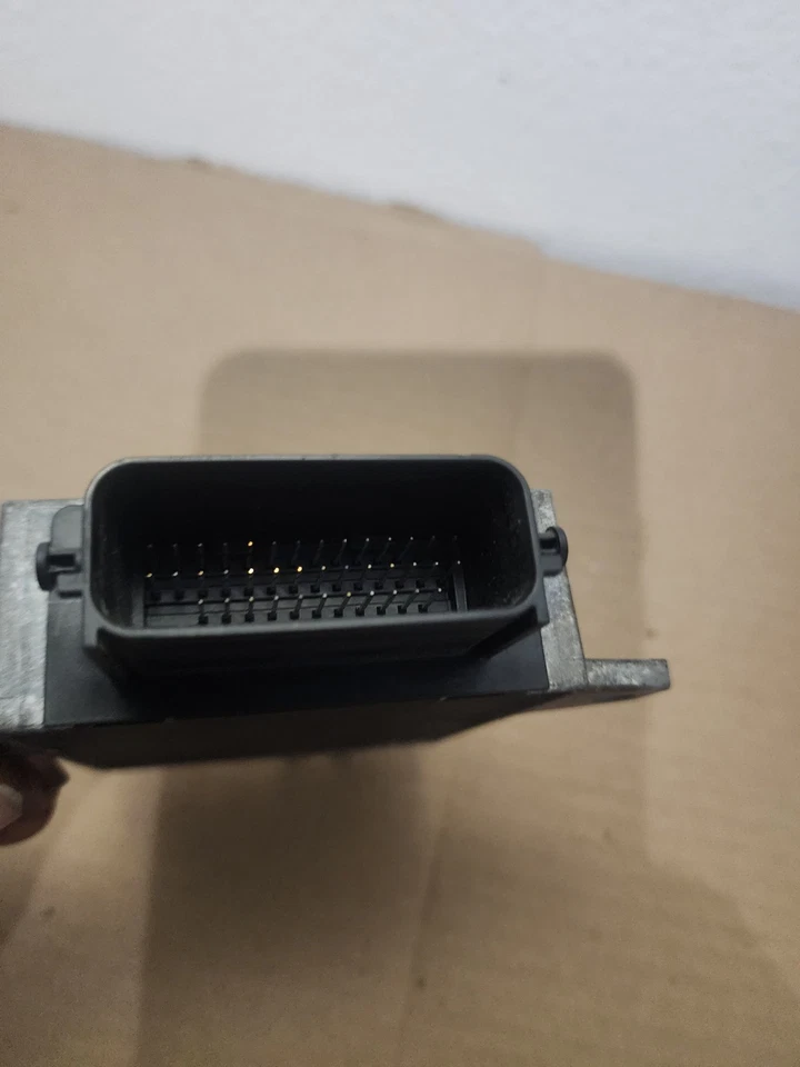 2008-2010 Mazda 5 2.3L TCU TCM Transmission Control Module L39C 18 9E1E - Image 4 of 4