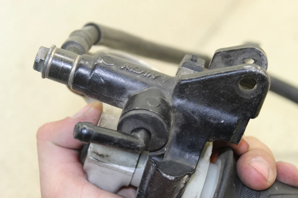 SUZUKI GSXR600 GSXR600X GSXR750 GSXR750X RIGHT CLIP ON HANDLEBAR 56111-29G00 A13 - Image 4 of 4