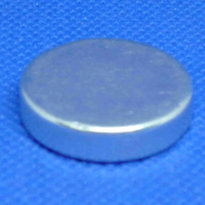 ROCKRIDGE Neodymium Disc Magnet 1 inch Diameter 1/4' Thick - Higher N52 POWER