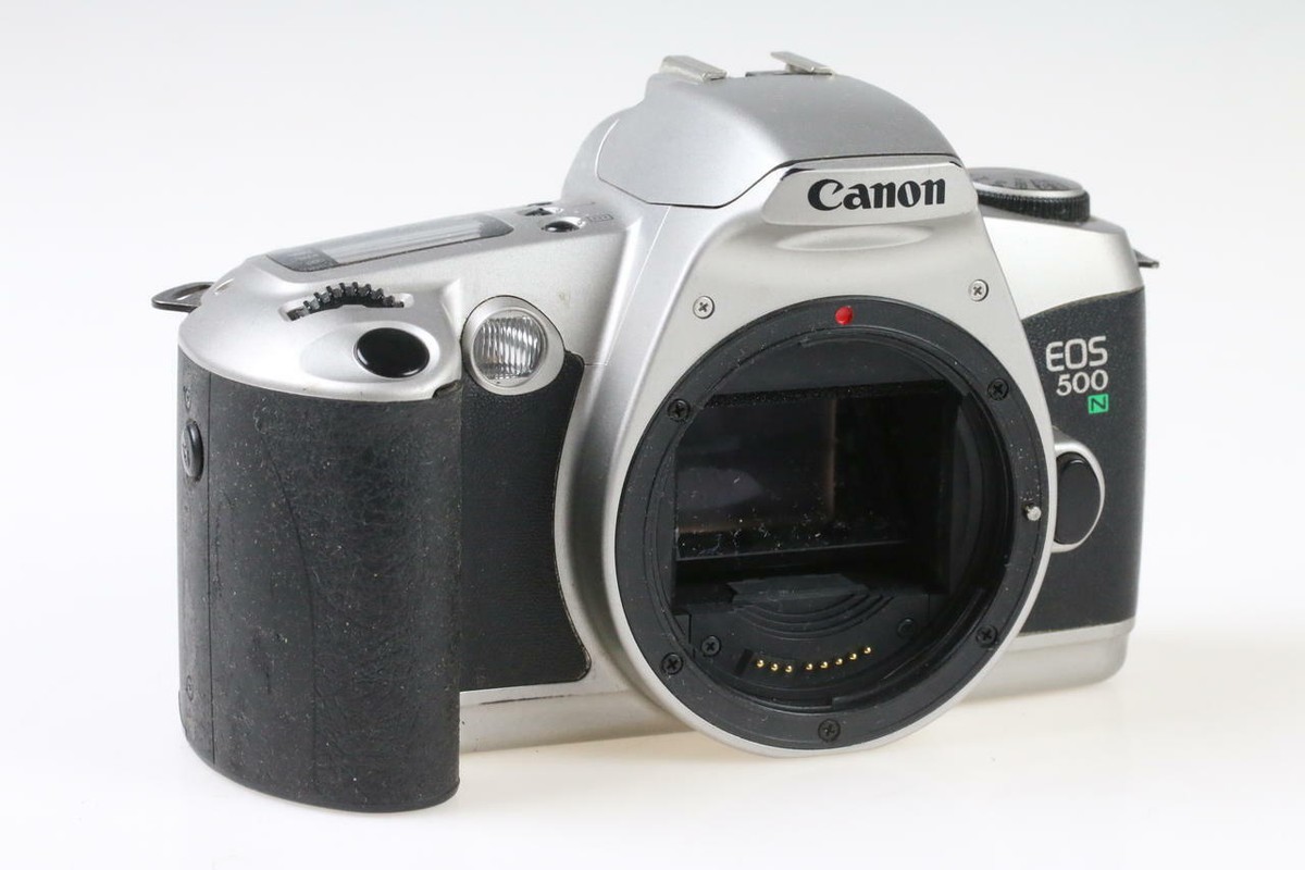 Canon EOS 500N 一眼レフカメラ チャンプカメラ トピック [EOS 500N From：チャンプカメラ
