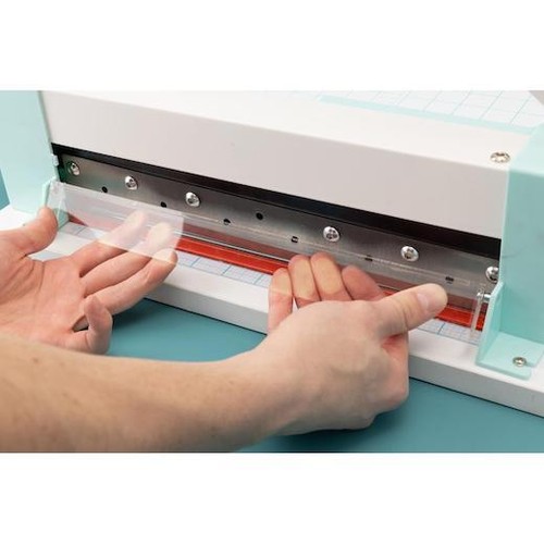 We R Makers Cinch Paper Stack Cutter - Picture 4 of 8