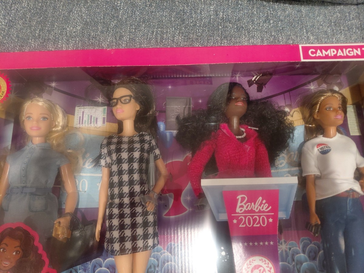 Barbie Career of The Year Campaign Team Giftset With Dolls GMV99