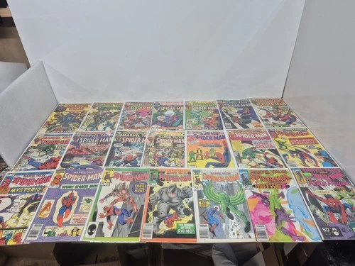 Large Lot Of Vintage Marvel Tales Spider-Man Comic  Books Lot Of 21