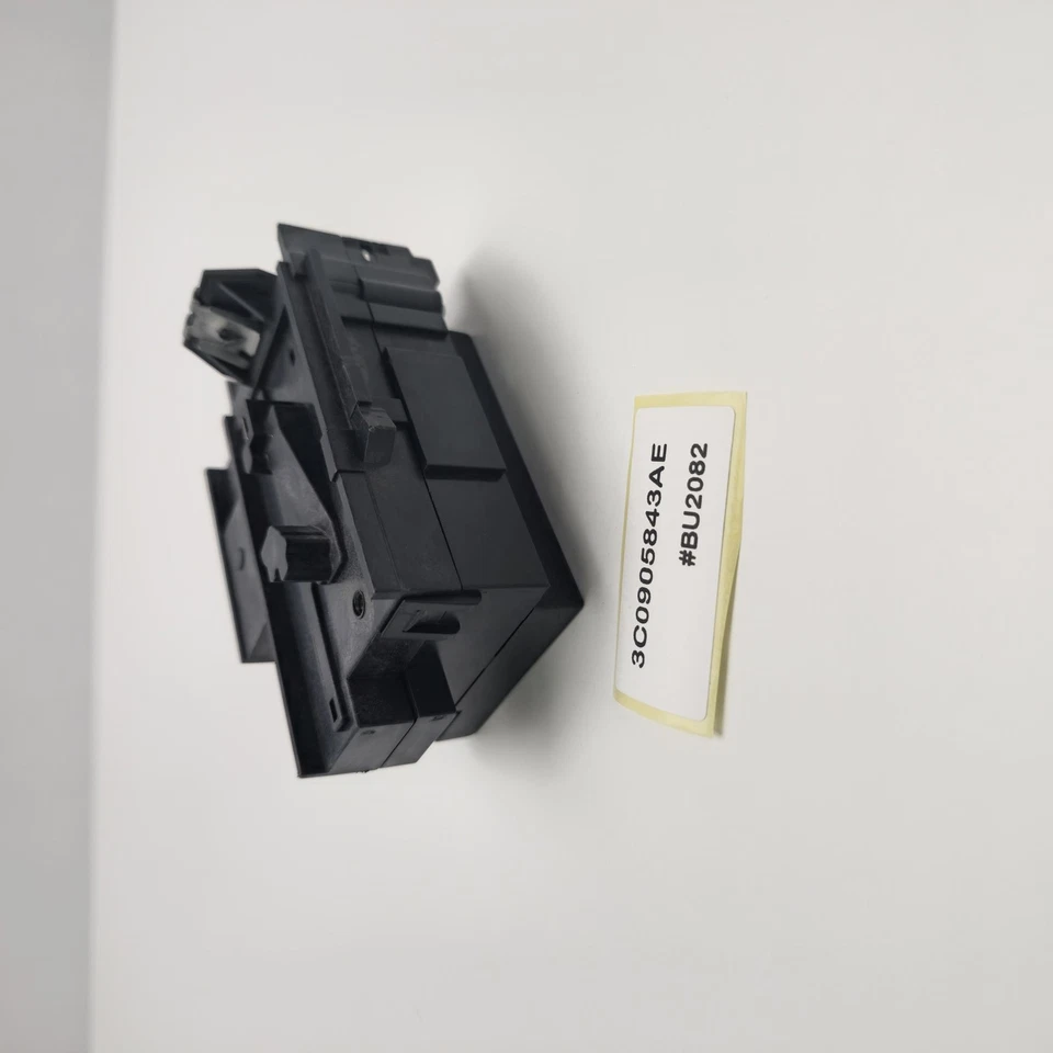 2013-2017 Volkswagen CC Ignition Switch 3C0905843AE - Image 4 of 4