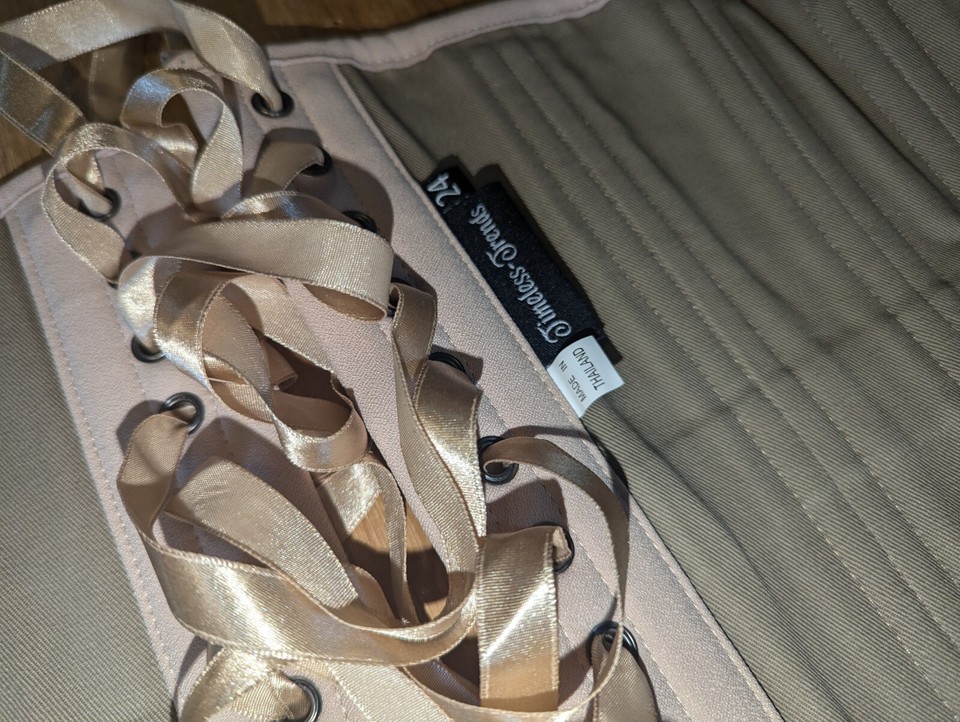 Sexy Timeless Trends Corset Beige Lace Back 24 Amazing Under Breast ️