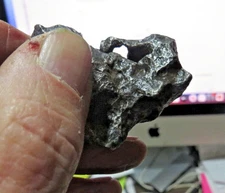 202 GM. LAS PALMAS CAMPO DEL CIELO  METEORITE ; MUSEUM GD. BURN HOLE