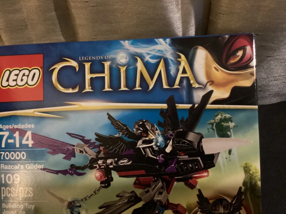 Lego Legends of Chima Razcal's Glider Black Raven 70000 2013 - Image 3 of 4