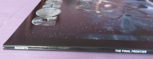 ROCKETS - THE FINAL FRONTIER - LIMITED EDITION - BLUE VINYL - ITALY 2024 MINT - Foto 3 di 10
