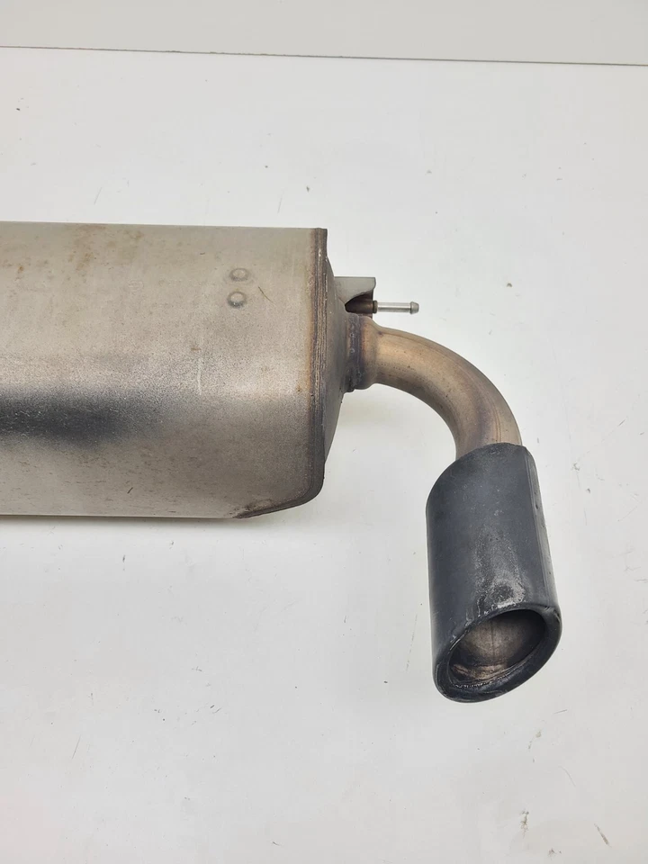 BMW 530I XDRIVE G30 2017-2023 2,0 L sistema de escape silenciador trasero OEM Foto 4 de 4