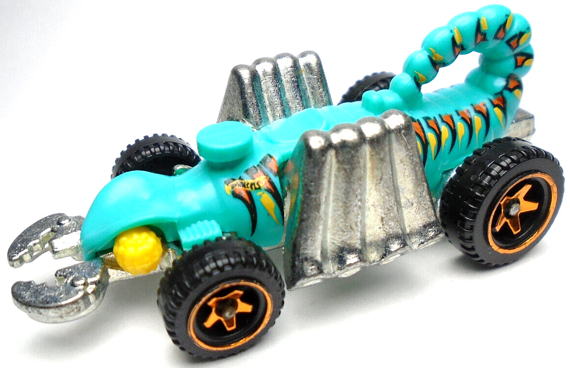 2019 HOT WHEELS EEVIL WEEVIL BLUE 2 5/8" DIECAST SCORPION CAR W/ YELLOW & ORANGE