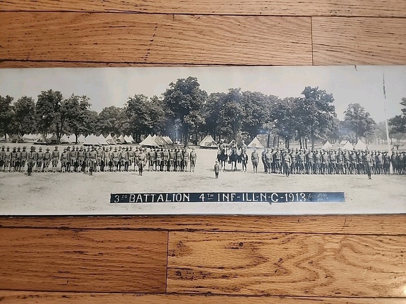 WWI US Army 1913 4th Inf. 3rd Batn Panoramic W/ " Bugleboy" Photo 44 3/8"×8" 
