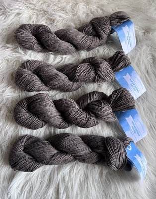 4 50gr skeins superwash sock twist same color lot heather stone