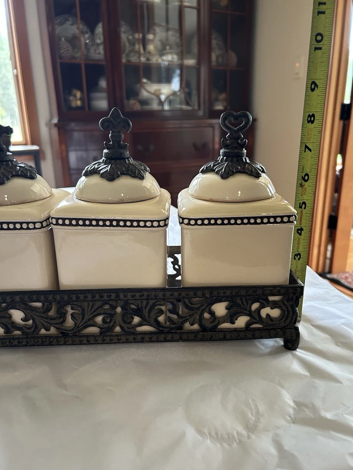 Коллекция GG Gracious товары 3 Канистры и Подставка, Акант, Вера Надежда И Любовь - Изображение 4 из 4