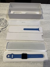 APPLE Watch SPORT 7000 Series - Aluminum Silver 38mm Watch Very Good Condition