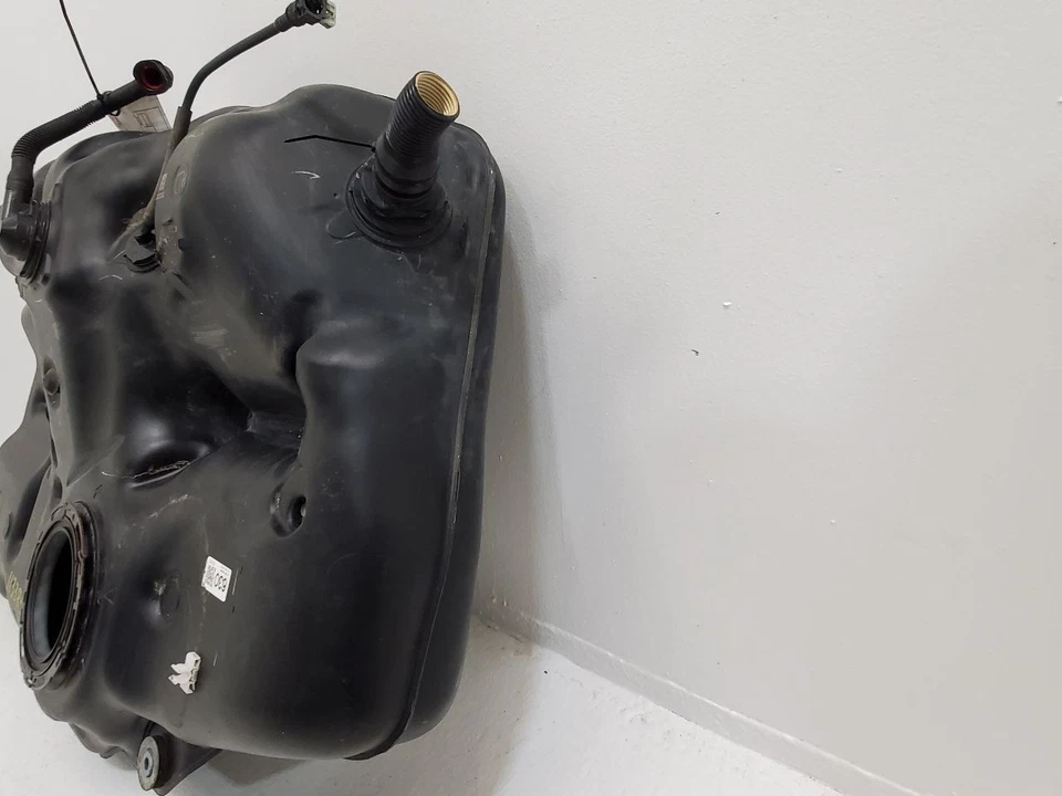 2019-2022 TOYOTA AVALON Fuel Tank 2GRFKS Engine 6 Cylinder 15 Gallon  - Image 4 of 4