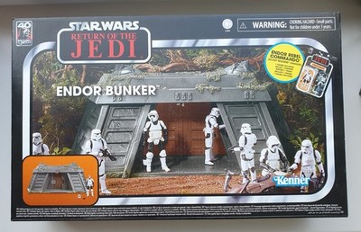 STAR WARS - VC 272 - ENDOR BUNKER - inkl. Figur - OVP - Hasbro