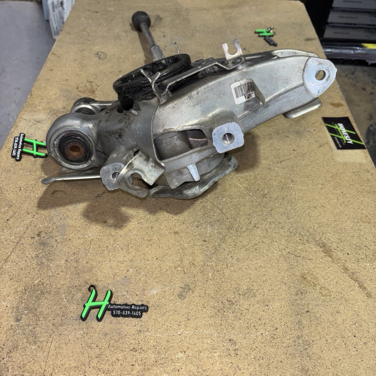 ✅ Used 2012 Ferrari FF Left Rear Hub Knuckle w/ Control Arms #8196 L3 OEM 