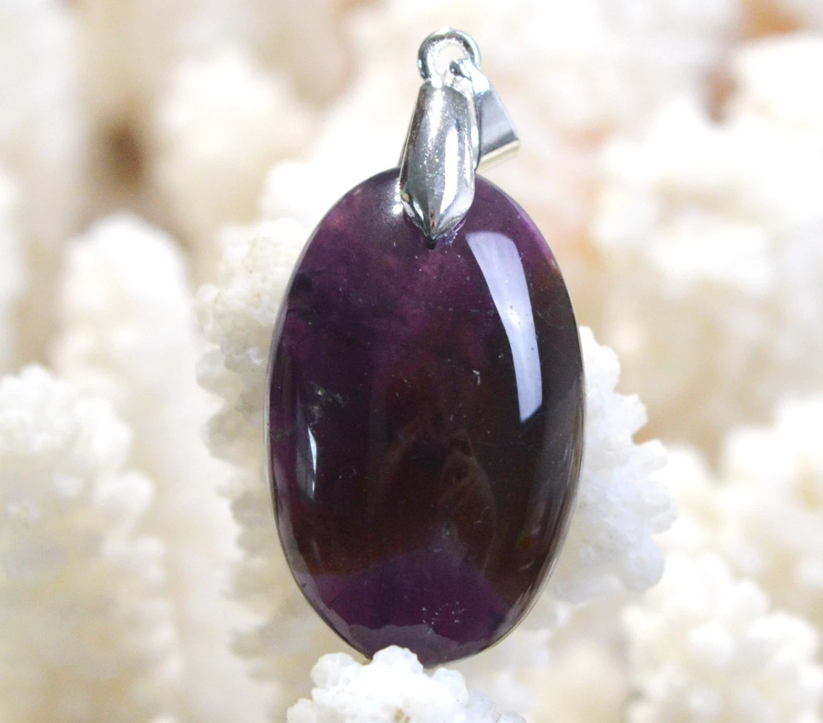 Pendentif Ancien Art Nouveau En Acier - Strass Et Pierre Violette