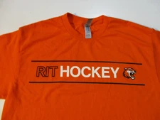 RIT ROCHESTER INSTITUTE OF TECHNOLOGY TIGERS HOCKEY T-SHIRT MEDIUM