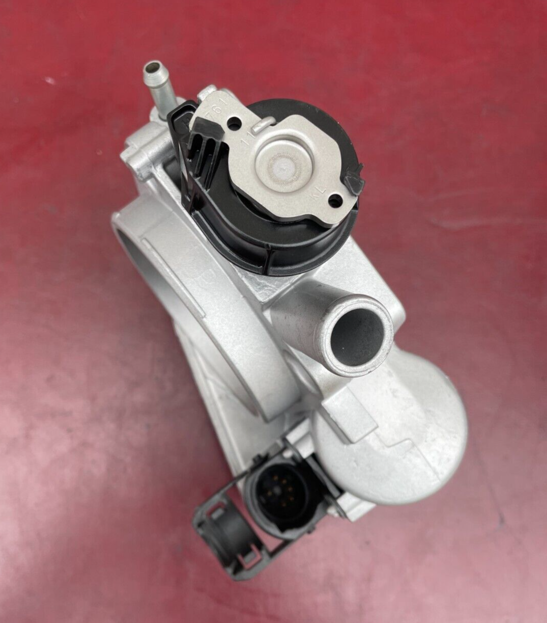 1997 MERCEDES BENZ E320 Throttle Body Bosch 0205003042 for sale  