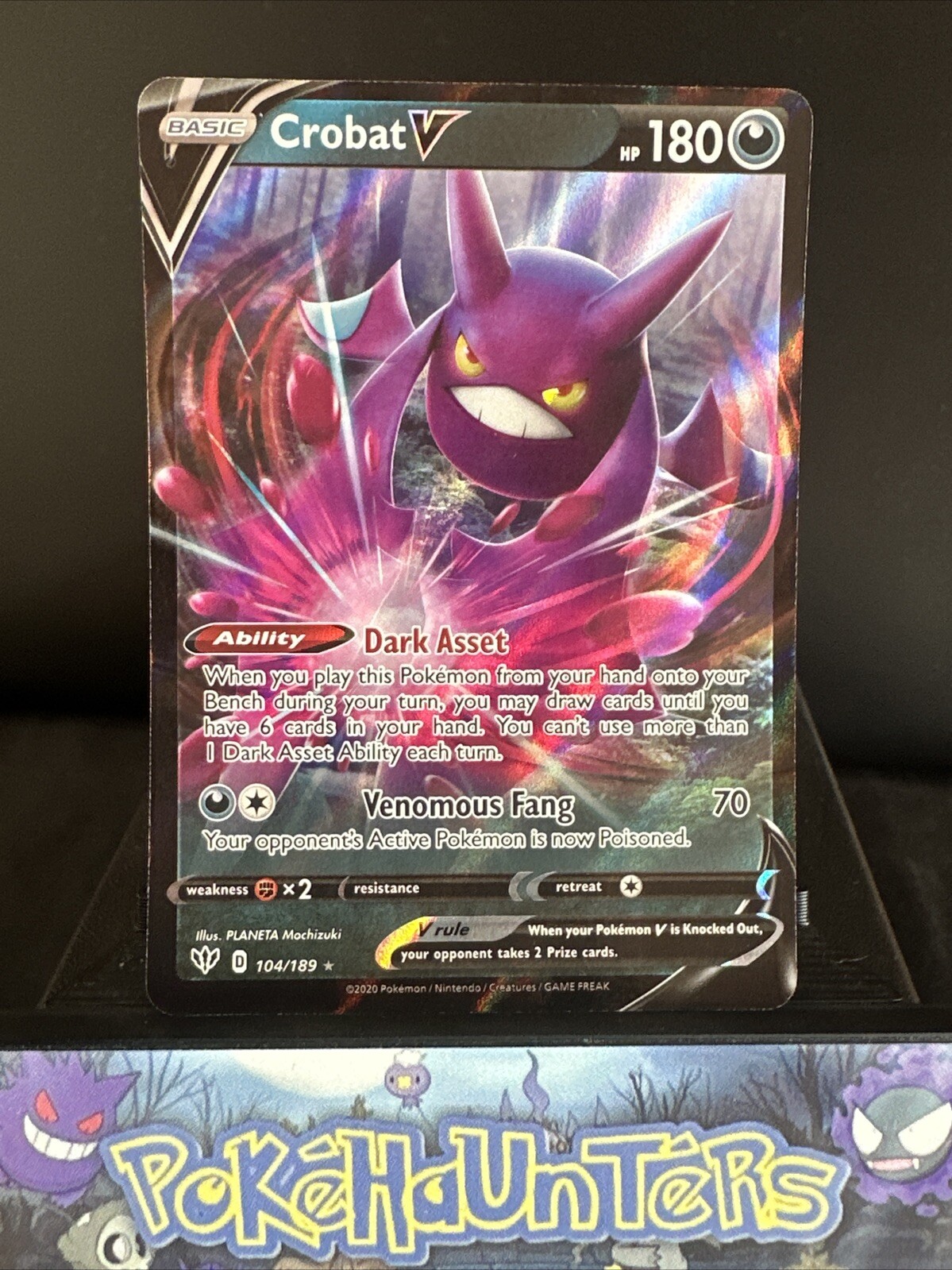 Pokemon Card Crobat V 104/189 Darkness Ablaze Half Art Rare Near Mint