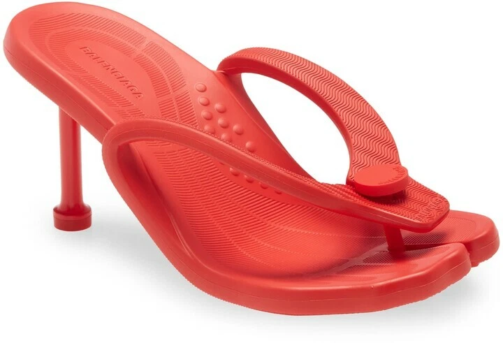 Flip hot sale flop balenciaga
