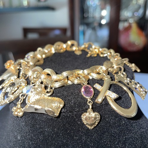 Kirks Folly Vintage Gold Tone Dog Charm Bracelet. Beautiful W/Multiple Crystals - Picture 4 of 12